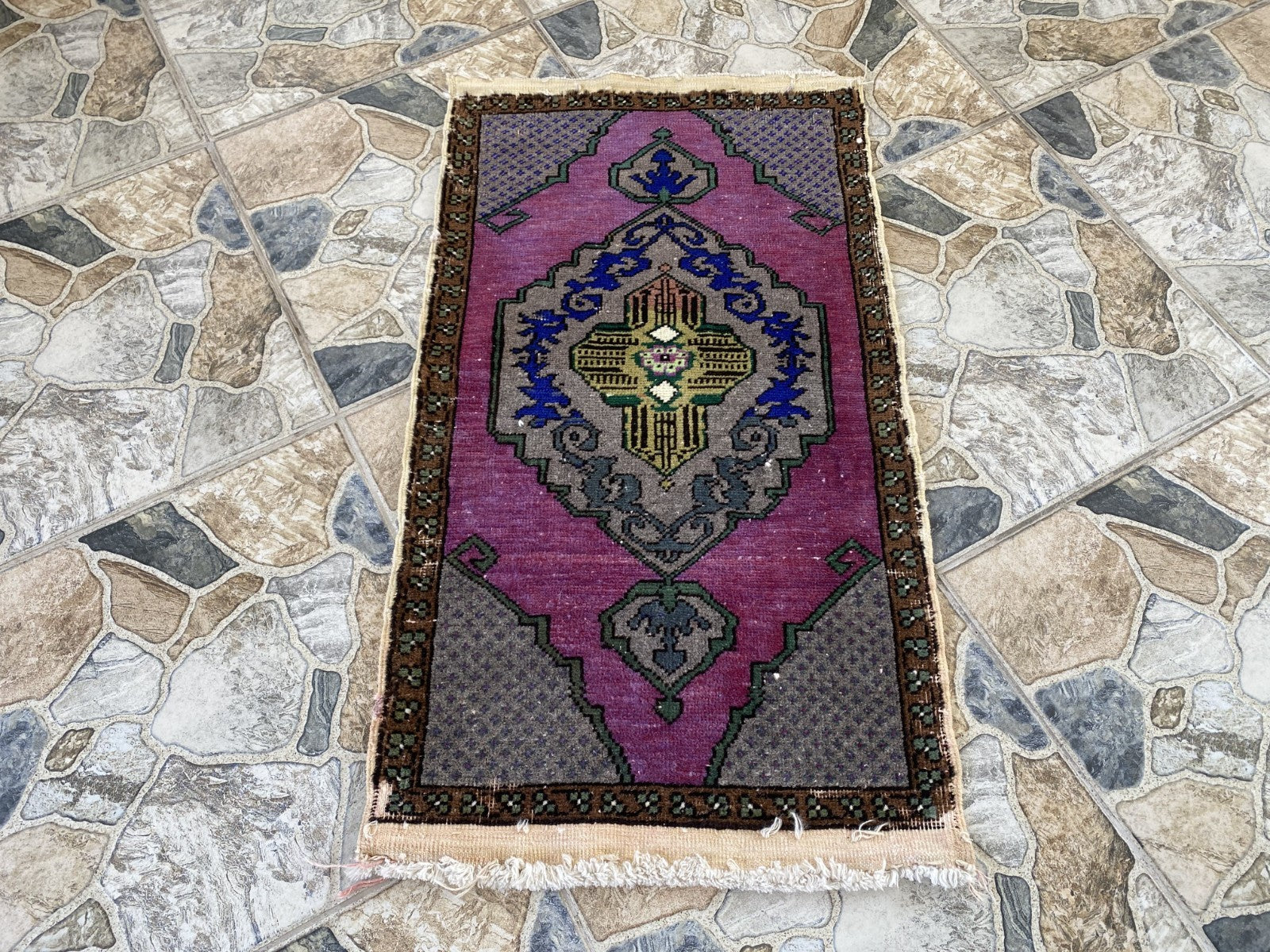 Vintage Turkish Rug 1.8 x 2.9 ft - Hand-Knotted Wool Anatolian Carpet Purple Rug