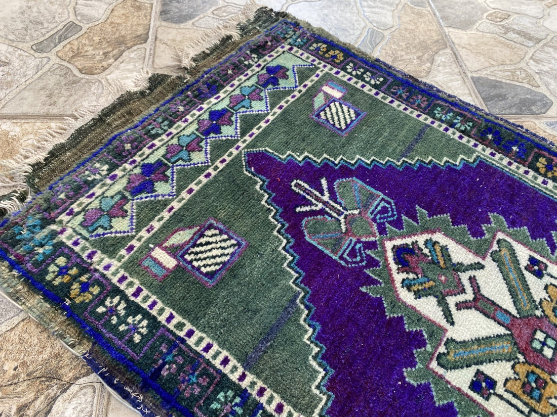Handmade Vintage Anatolian Rug 1.7x3.3 Tribal Wool Turkish Small Purple Carpet