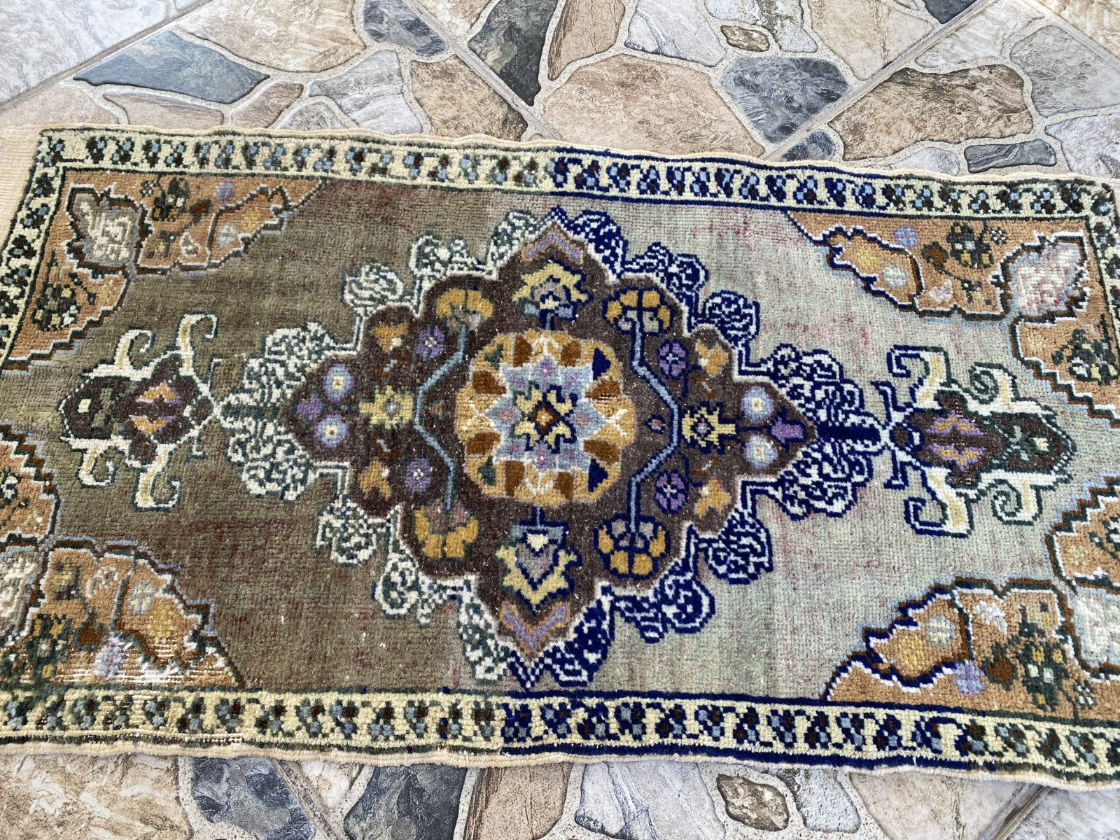 Faded Vintage Wool Rug | 1.5 x 2.9 ft Hand-Knotted Anatolian Small Medallion Rug