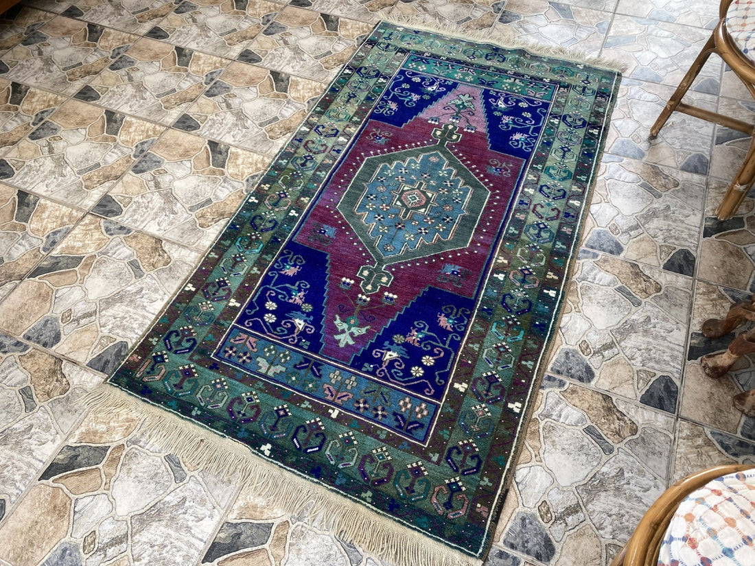 Vintage Handmade Turkish Rug Red Blue Medallion Anatolian Tribal Wool Rug 3x6 ft