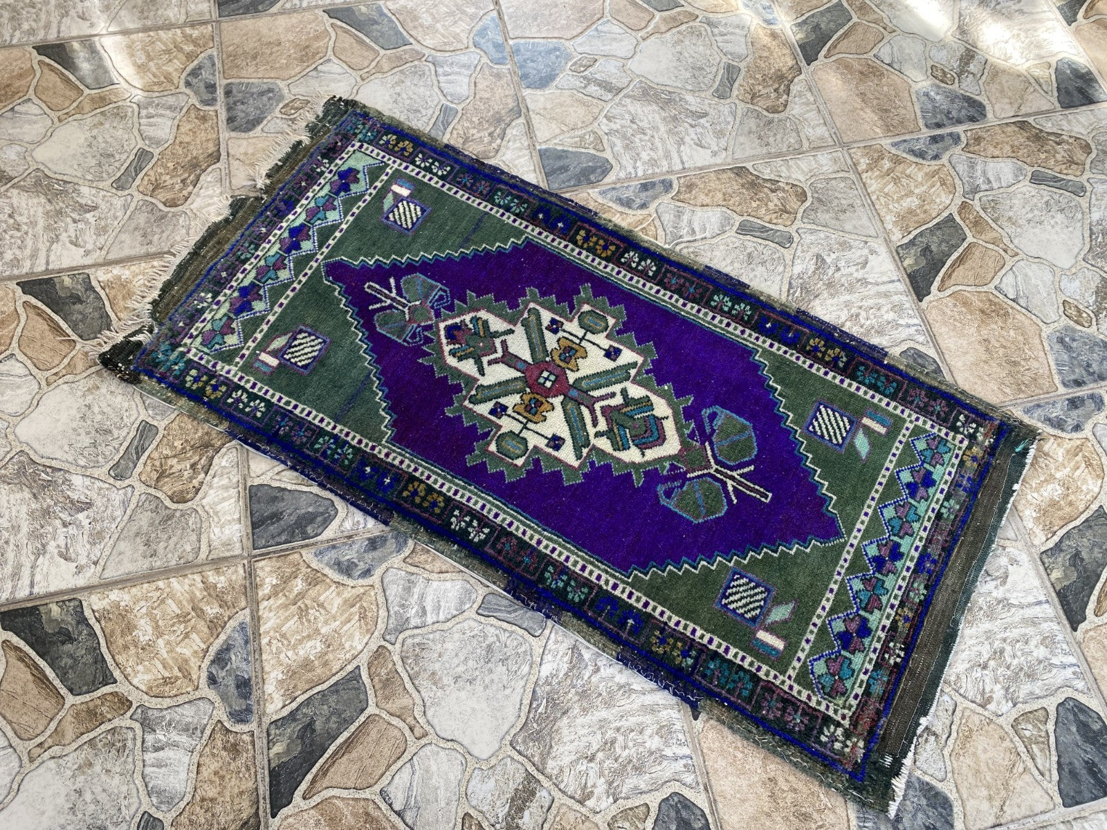 Handmade Vintage Anatolian Rug 1.7x3.3 Tribal Wool Turkish Small Purple Carpet