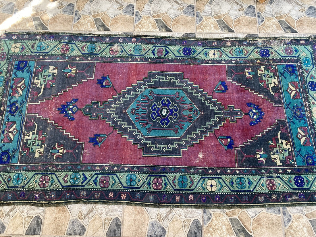 Turkish Vintage Rug, Geometric Area Farmhouse Anatolian Tribal Village Rug 3x7ft