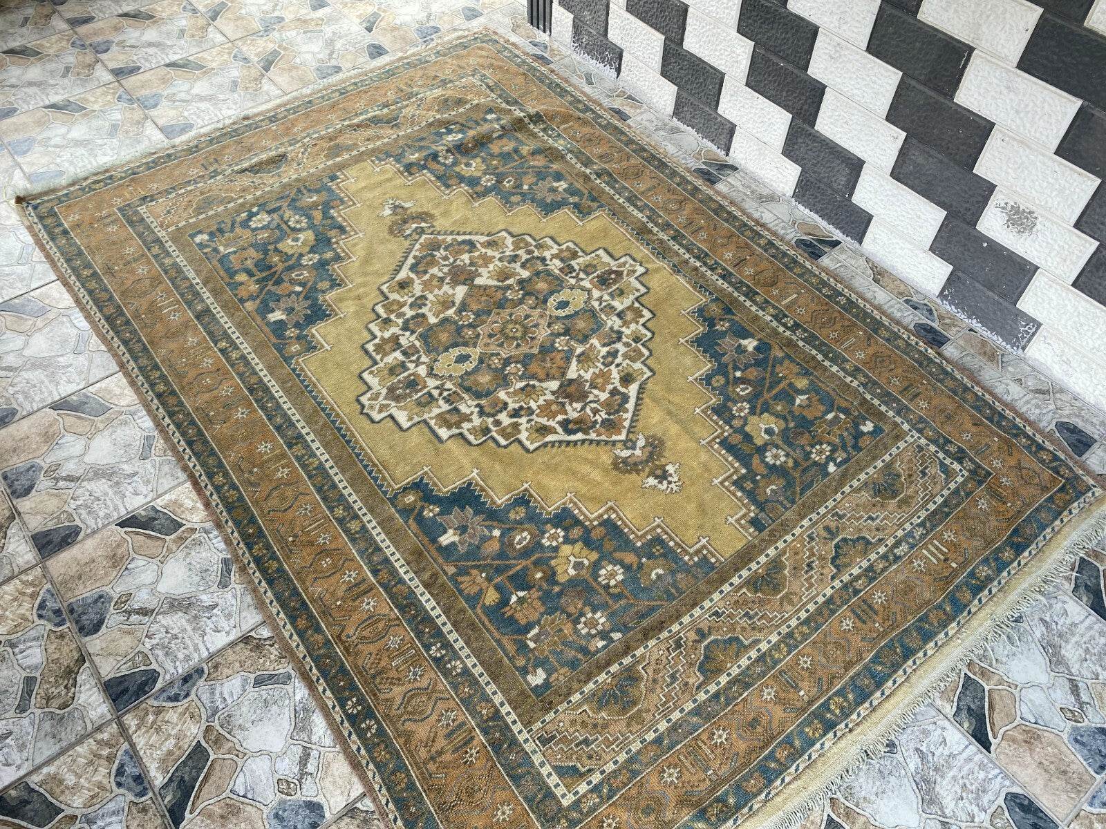 Vintage Turkish Oushak Rug | Anatolian Antique Taspinar Hand-Knotted Wool 1960s 6x8 ft