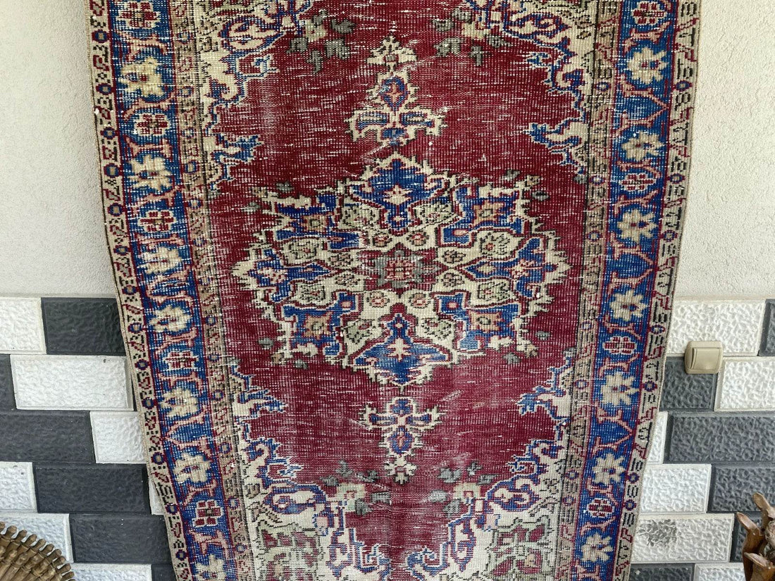Pre 1970’s ANTIQUE ANATOLIAN FARMHOUSE RUG - GEOMETRIC TRIBAL TURKISH VINTAGE
