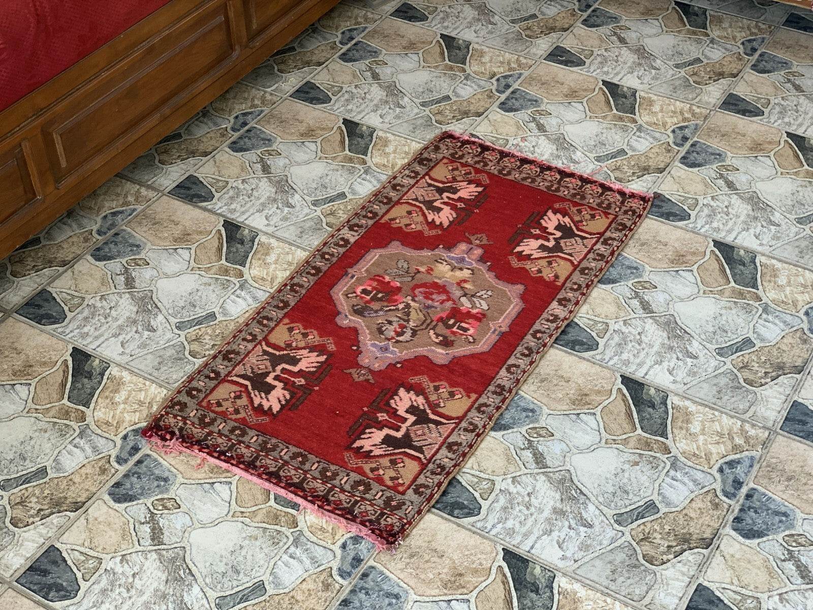 Vintage Tribal Handmade Wool Farmhouse Carpet Antique Turkish Rug 1.7 x 3.3 ft