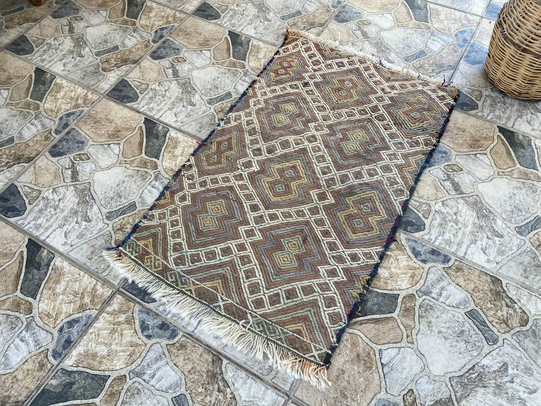 Vintage Wool Kilim Rug | Handmade Tribal Turkish Cecim, Small Farmhouse 1.9x2.9