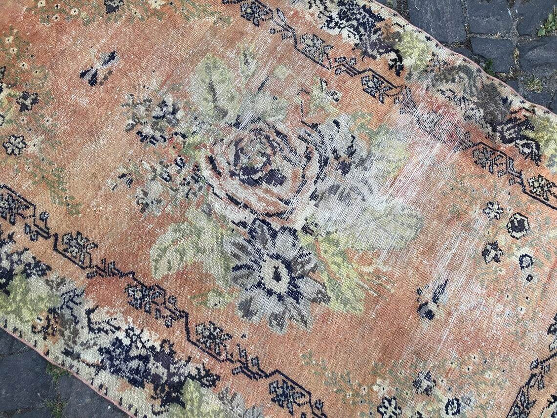 Vintage Oushak Farmhouse Rug, Handknotted Turkish Anatolian Wool Area Rug 3x5 ft