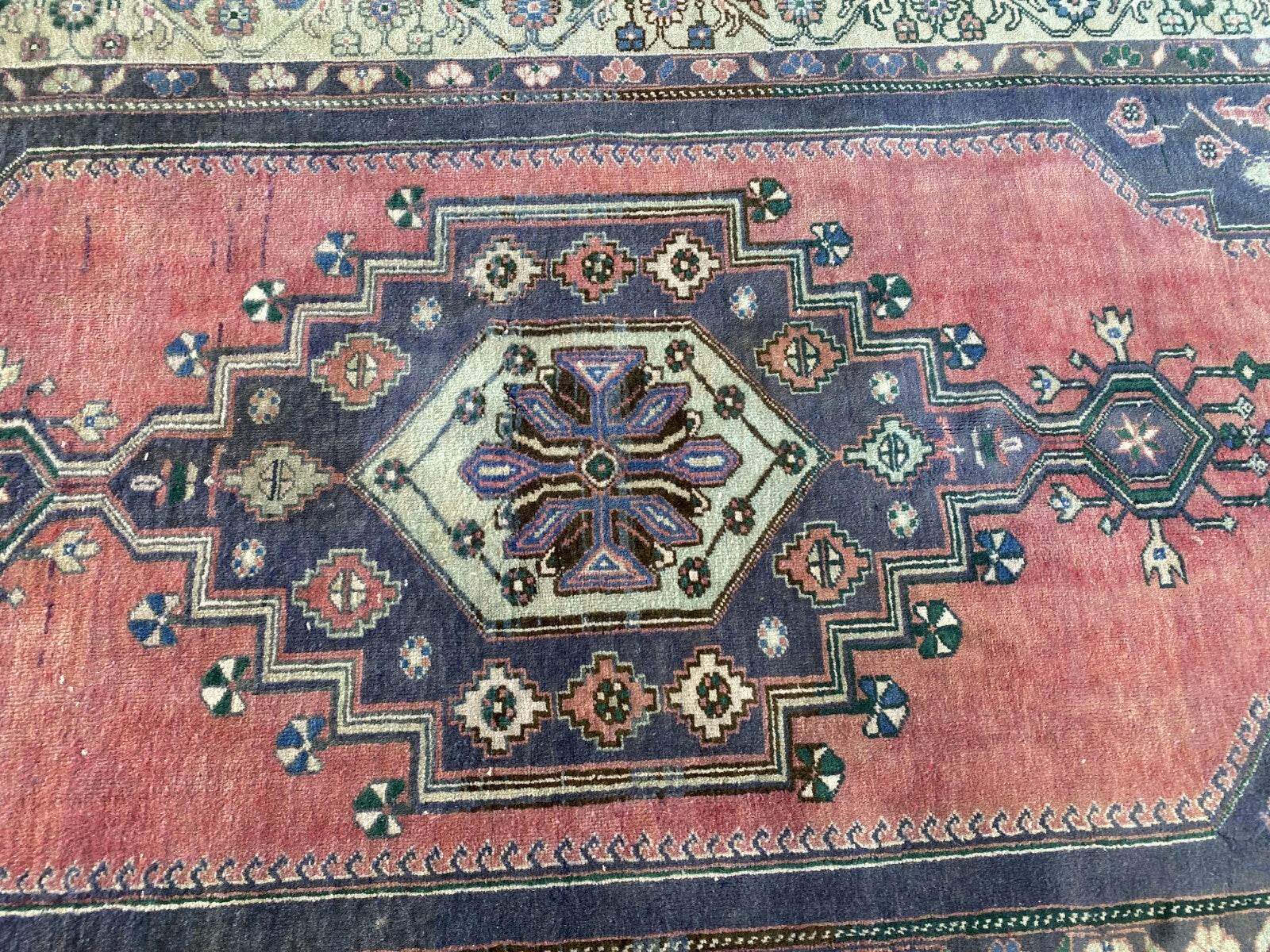 Vintage Turkish Oushak Rug | Anatolian Antique Tribal Hand-Knotted Wool 1960s