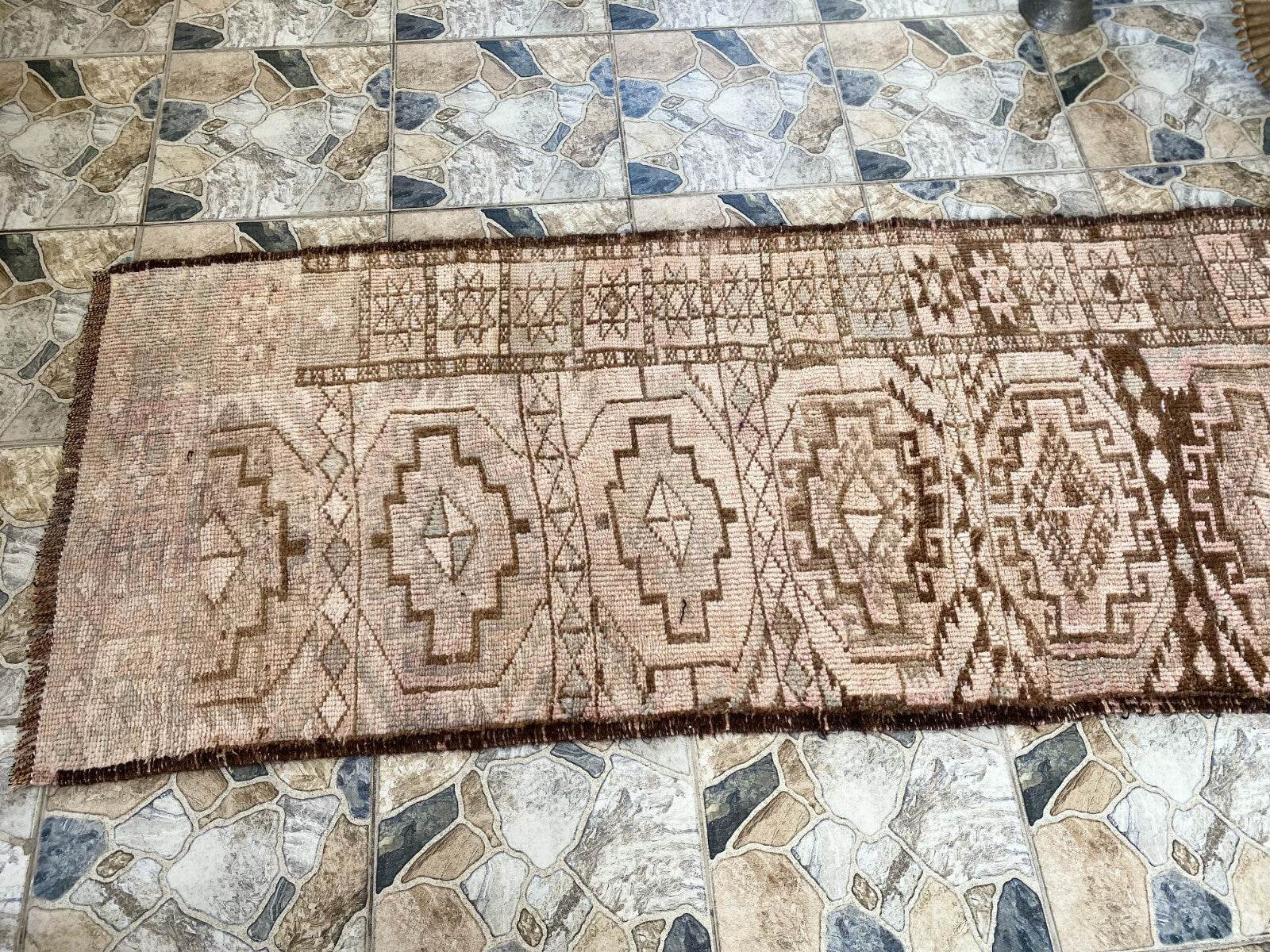 Vintage Kurdish Herki Rug | 1960s Brown Anatolian Hand-Knotted Wool Runner Rug