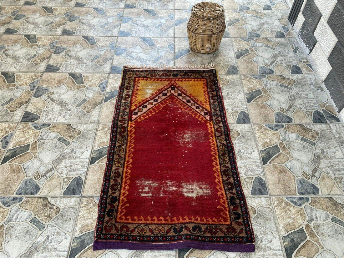 Vintage Turkish Prayer Rug, Wool Hand-Knotted Oushak Antique Farmhouse Rug 2x3