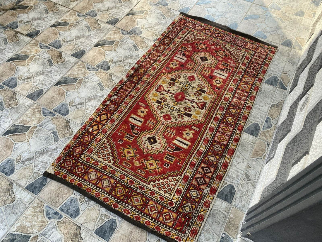 Vintage Oushak Turkish Rug, Antique Tribal Handmade Wool Farmhouse 1950s 2.8x5.3