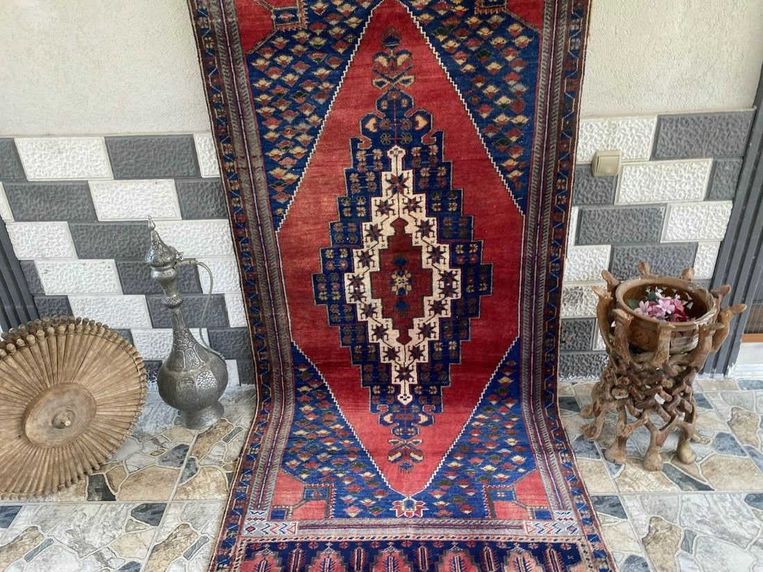 Pre 1980’s ANTIQUE ANATOLIAN FARMHOUSE RUG - GEOMETRIC TRIBAL TURKISH VINTAGE