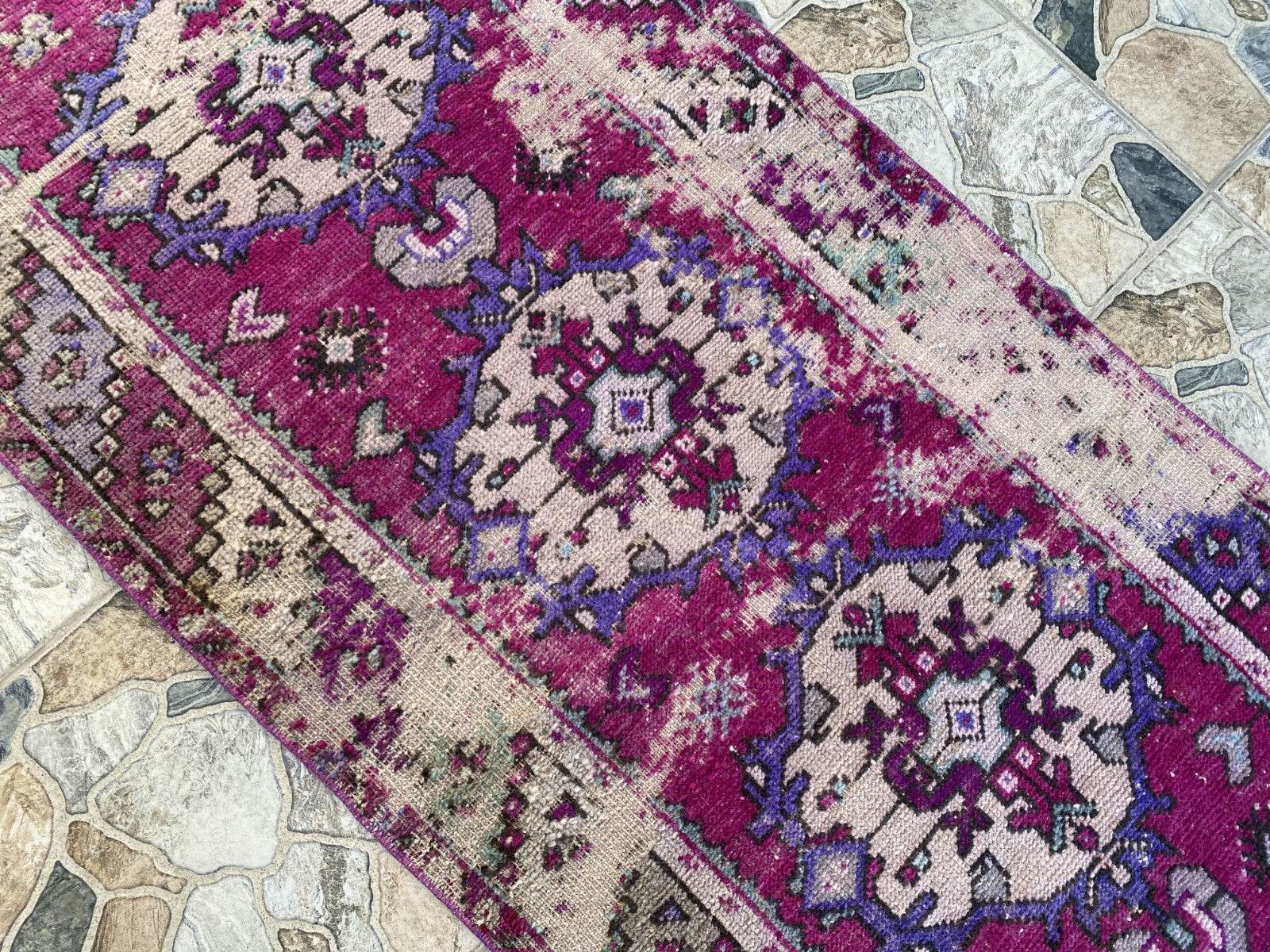 Geometric Turkish Vintage Rug,Farmhouse Handmade Anatolian Runner Rug 2.9x9.4 ft