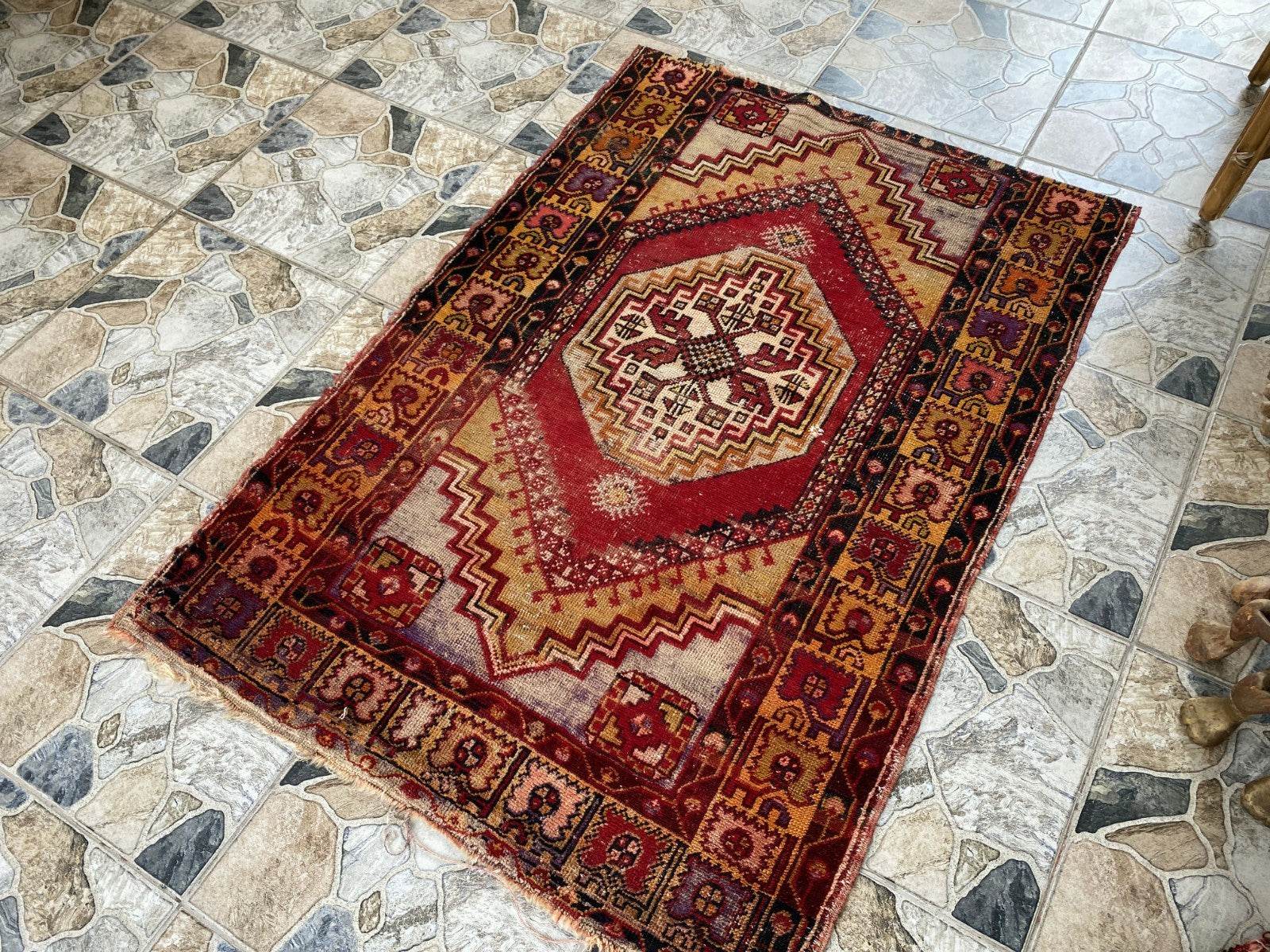 Vintage Hand-Knotted Turkish Anatolian Rug | 3.4 x 4.9 ft | Wool Area Carpet