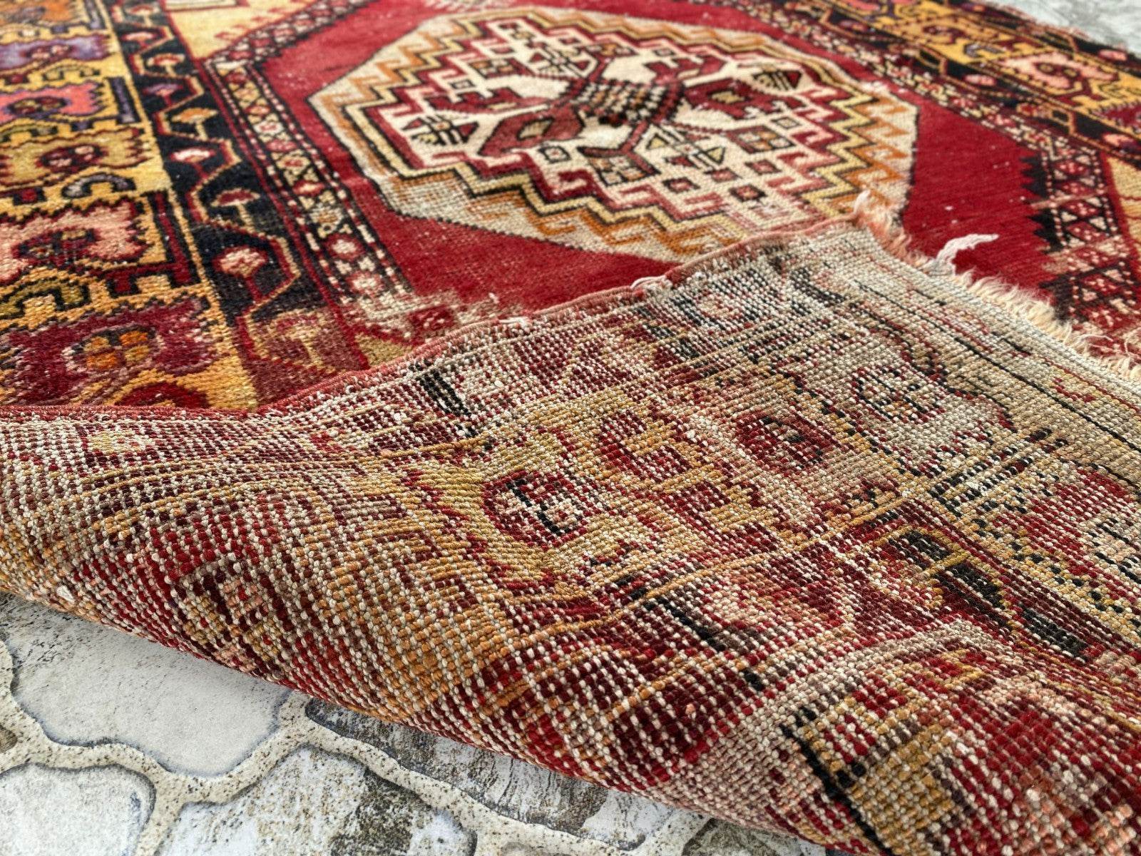 Vintage Hand-Knotted Turkish Anatolian Rug | 3.4 x 4.9 ft | Wool Area Carpet