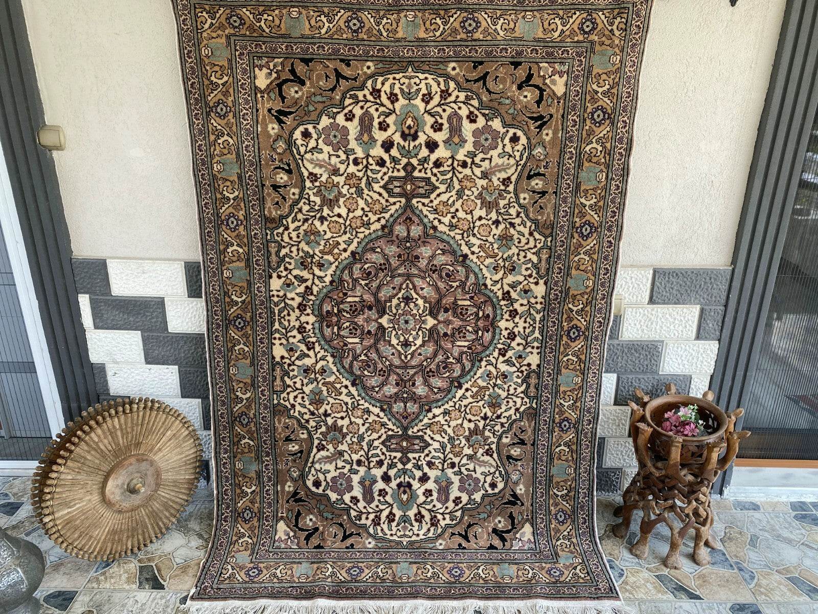 Pre 1980’s ANTIQUE ANATOLIAN TURKISH VINTAGE AREA RUG - GEOMETRIC TRIBAL KAYSERI