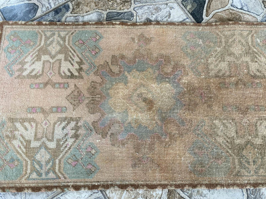 Distressed Vintage Turkish Rug Faded Pastel Wool Boho Accent Mat Runner 1x3 ft