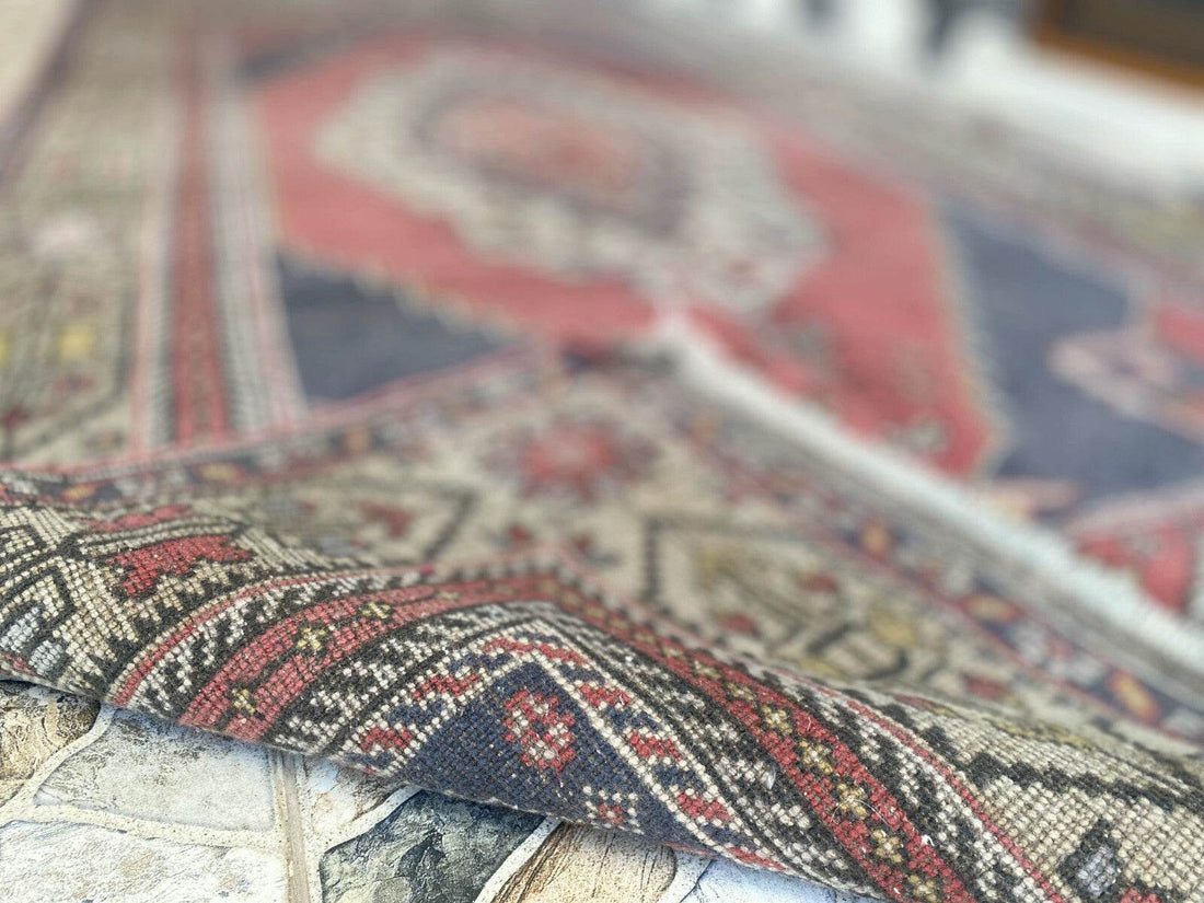 Vintage Turkish Oushak Rug, 5.0x9.7 ft Red Handmade Wool Antique Tribal Area Rug