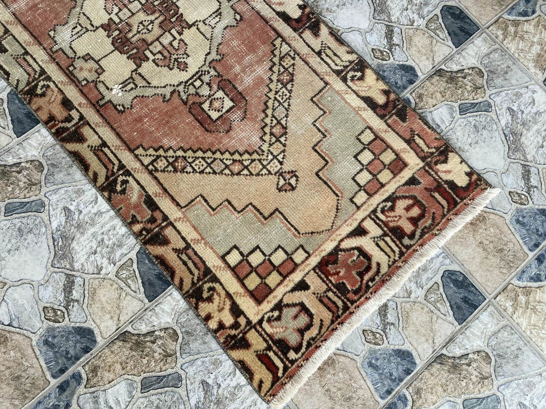 Vintage Rug | Wool Runner Antique Farmhouse Anatolian Handmade Turkish Rug 2x9ft