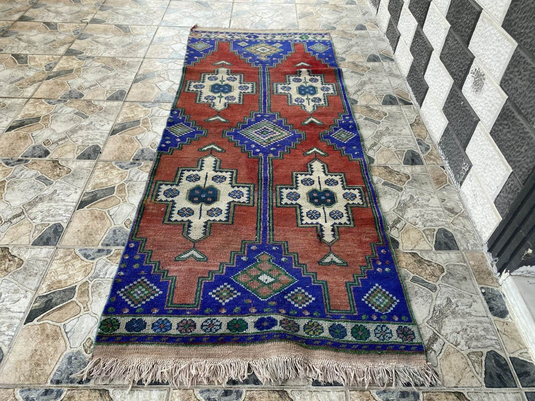 Hand-Knotted Turkish Anatolian Wool Rug | Vintage Tribal Oushak Unique Carpet