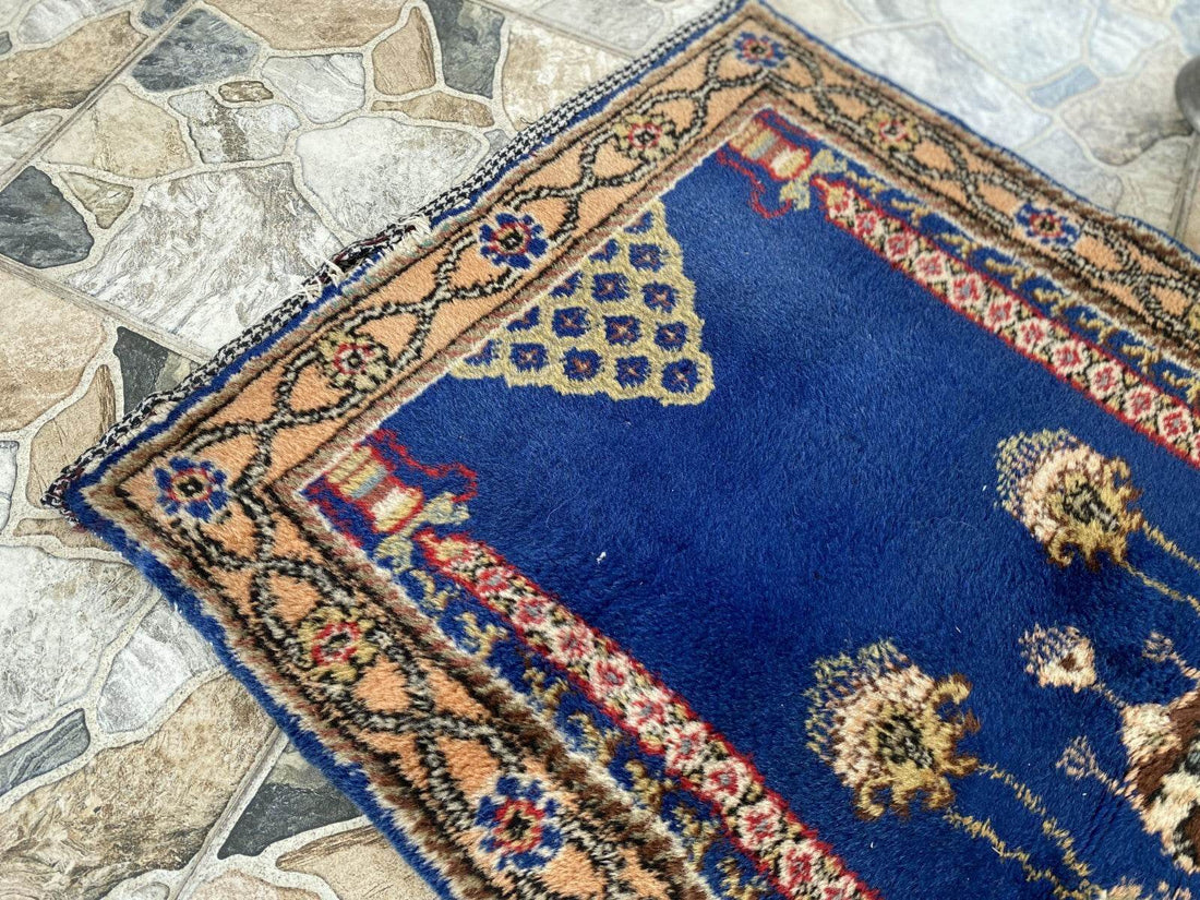 Blue Turkish Prayer Vintage Rug, 1990s Handmade Wool Geometric Farmhouse Small