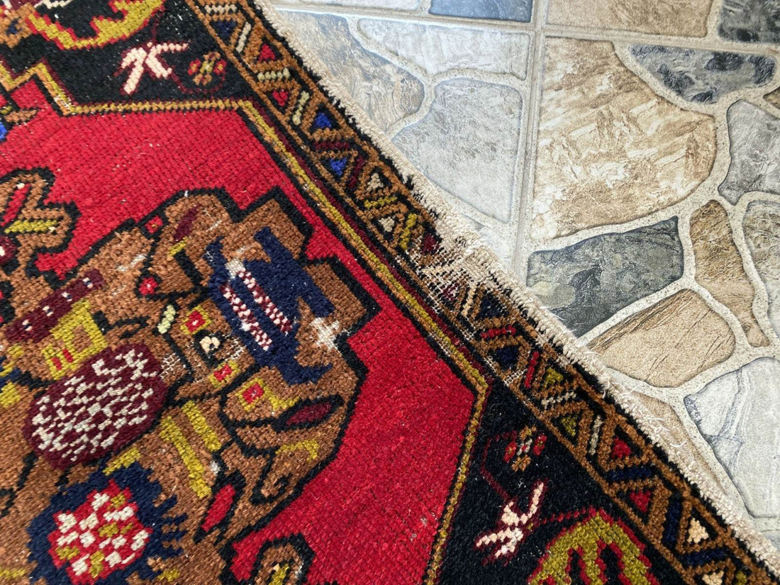 Faded Vintage Wool Rug | 1.8 x 2.8 ft Hand-Knotted Anatolian Small Medallion Rug