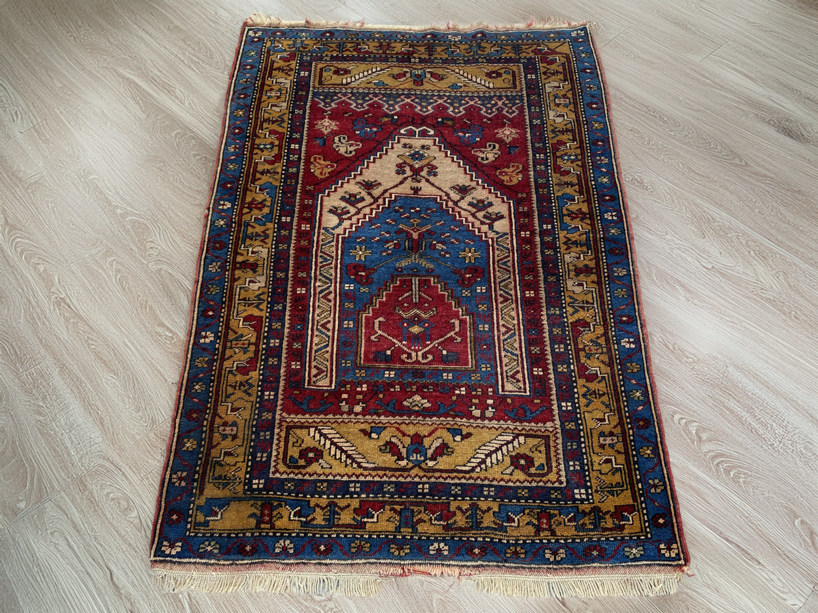 Vintage Hand-Knotted Turkish Area Rug | 3.4 x 4.7 ft | Classic Red Medallion Rug