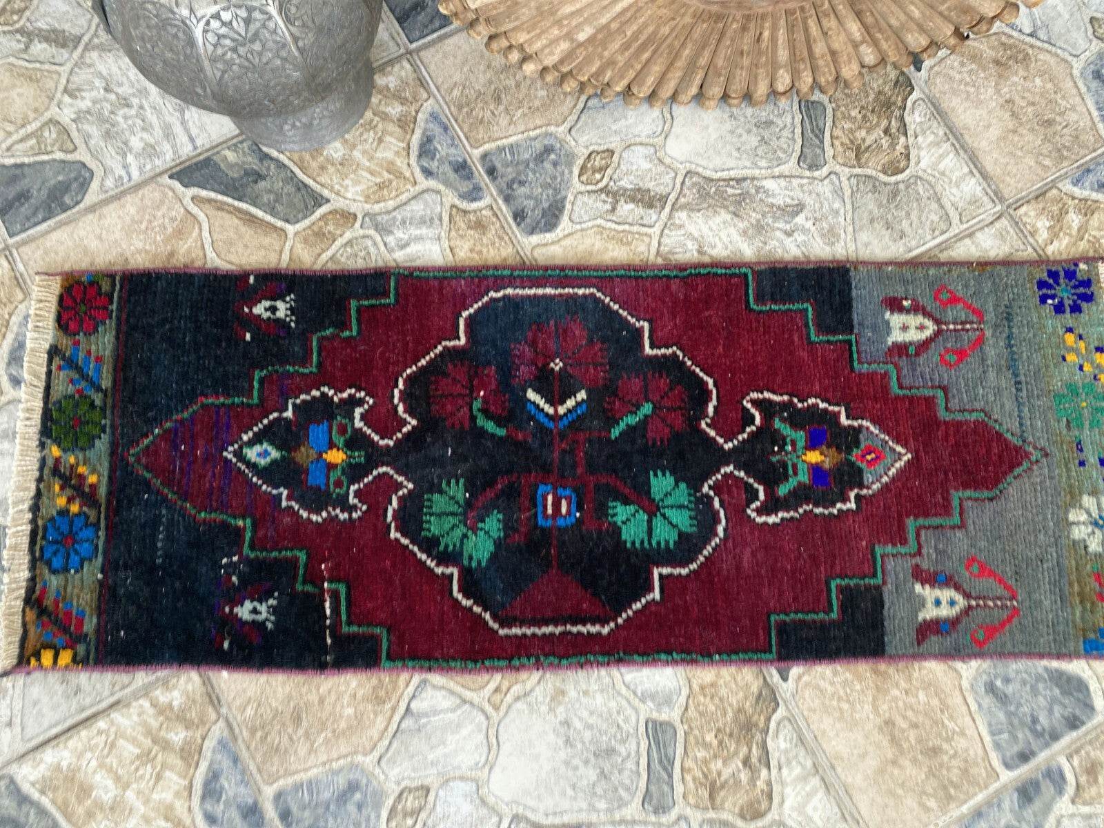 1.2x3.4 ft Anatolian Medallion Runner - Vintage Farmhouse Hand-Knotted Wool Rug