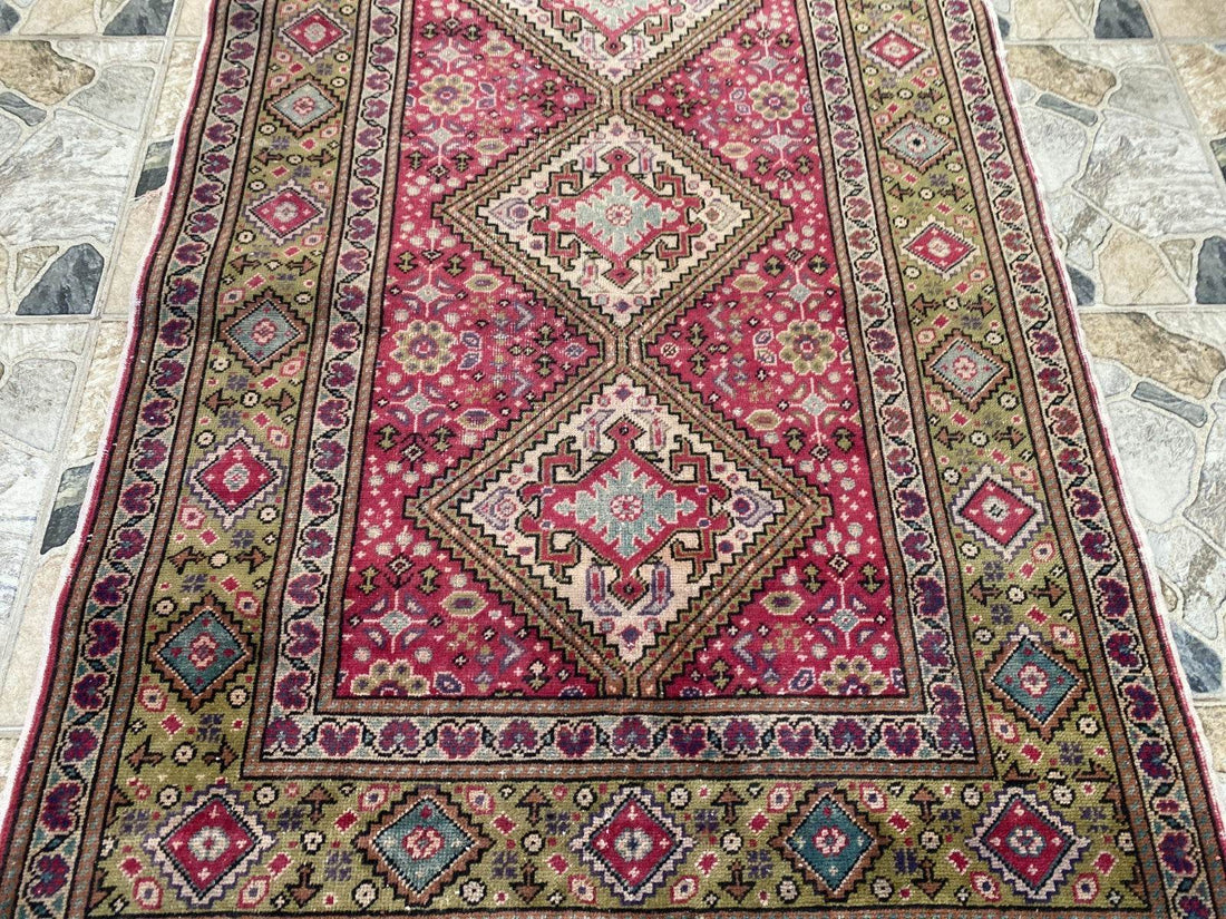 Vintage Turkish Rug 3.5 x 7.9 ft – Hand-Knotted Wool Rug, Area Anatolian Carpet