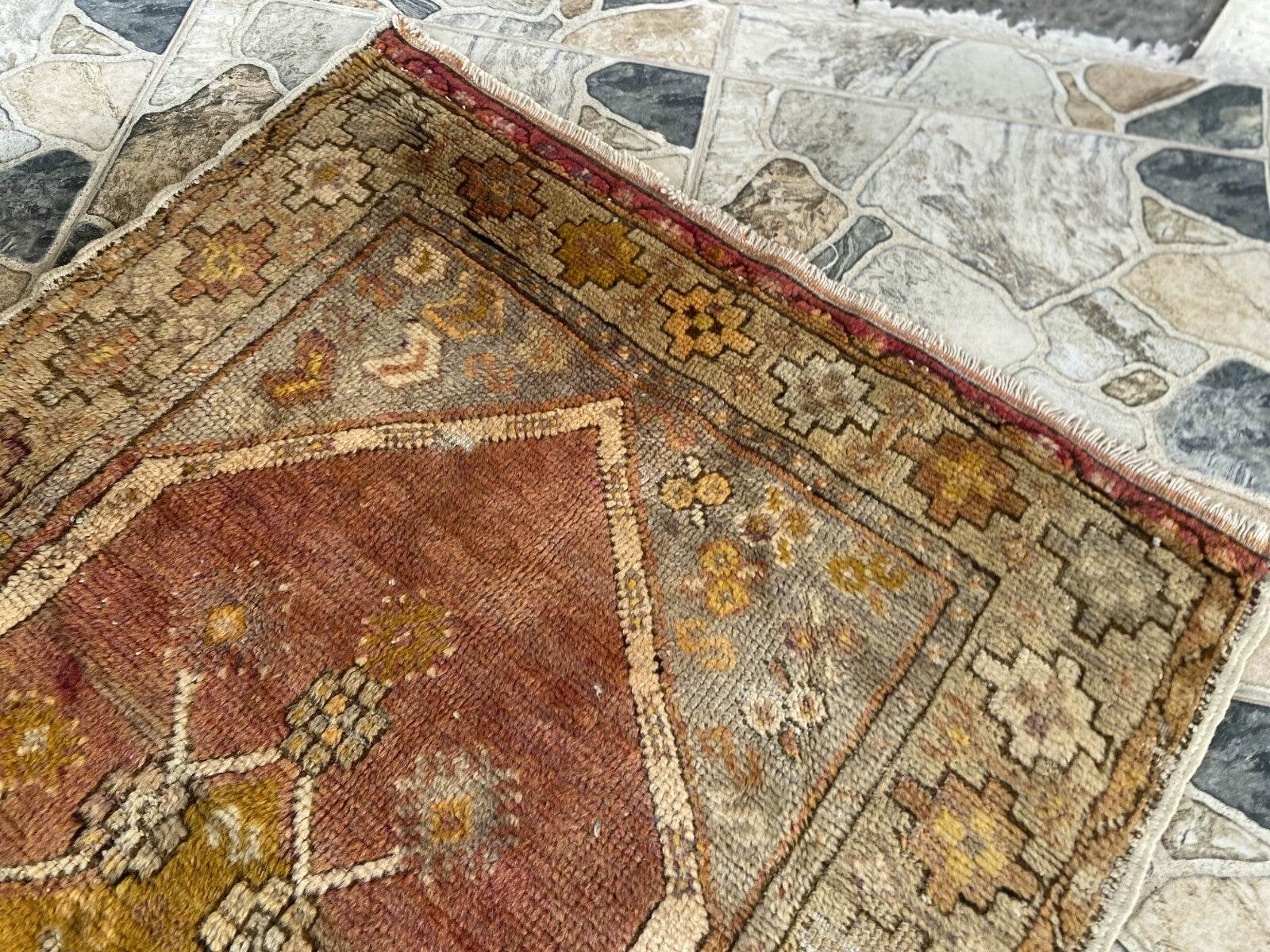 Vintage Turkish Anatolian Rug | 2.6 x 4 ft | Hand-Knotted Wool Rustic Farmhouse