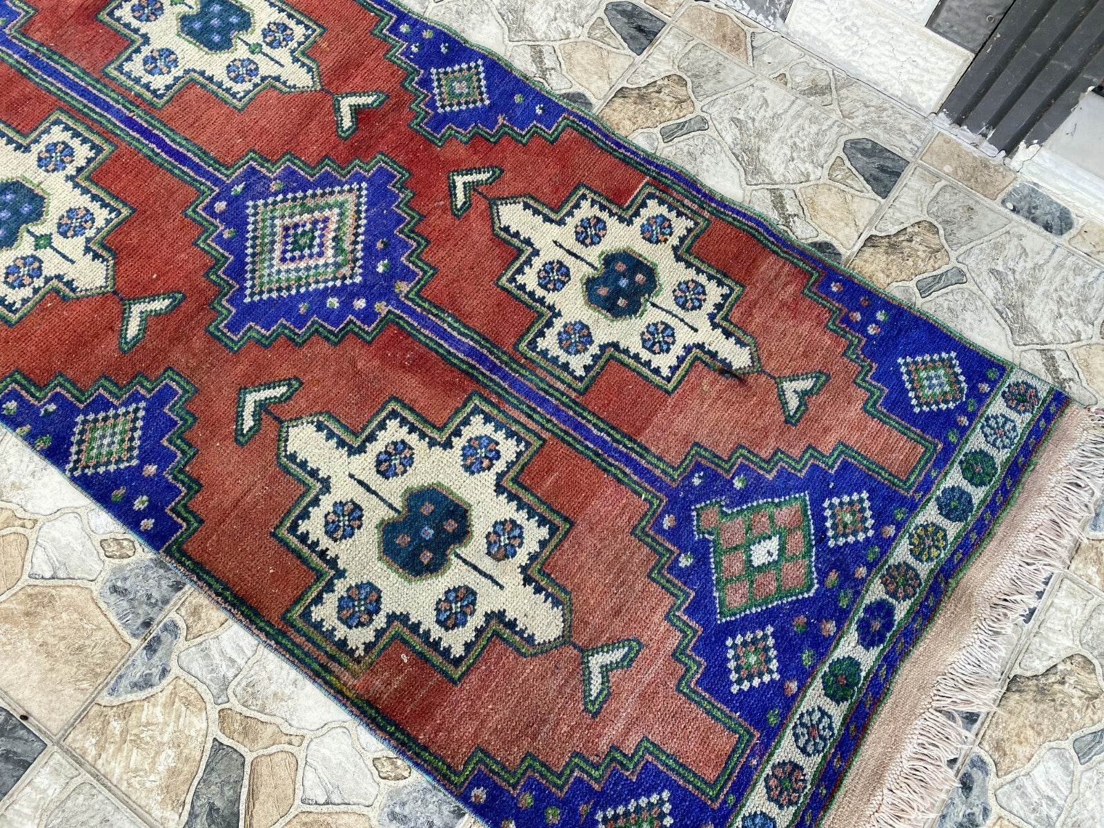 Hand-Knotted Turkish Anatolian Wool Rug | Vintage Tribal Oushak Unique Carpet