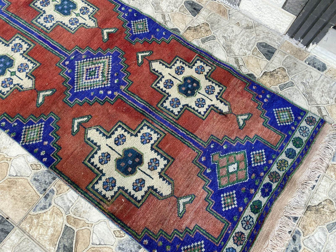 Hand-Knotted Turkish Anatolian Wool Rug | Vintage Tribal Oushak Unique Carpet