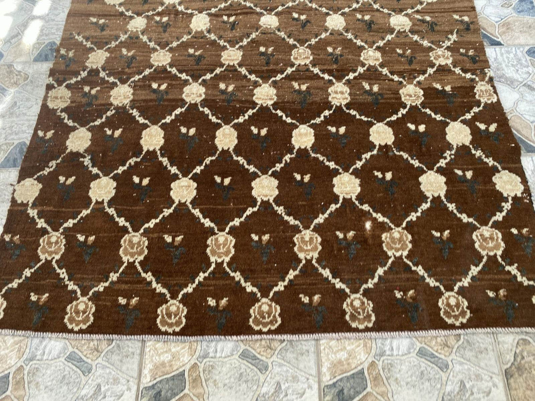 Vintage Kurdish Oushak Rug, 1980s Turkish Anatolian Hand-Knotted Wool Runner Rug