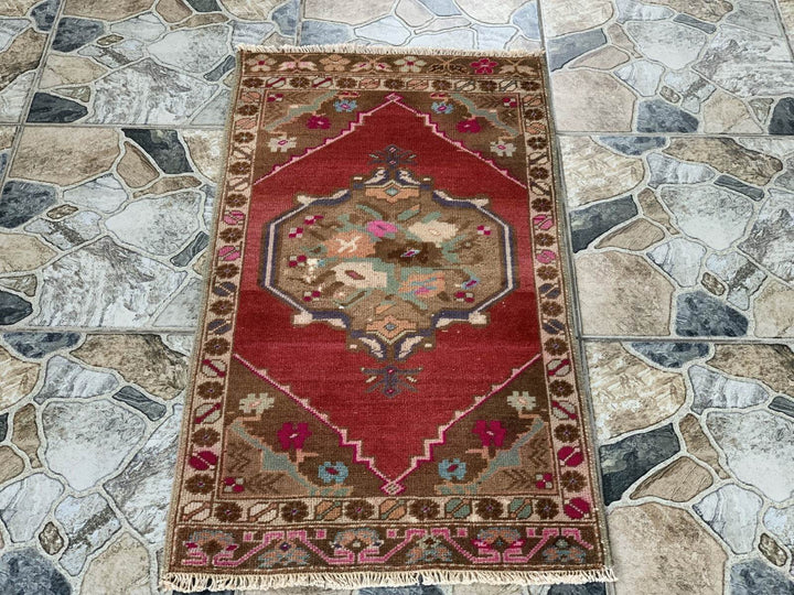 Vintage Turkish Oushak Rug, Geometric Farmhouse Antique Anatolian Rug 1.8x3.4ft