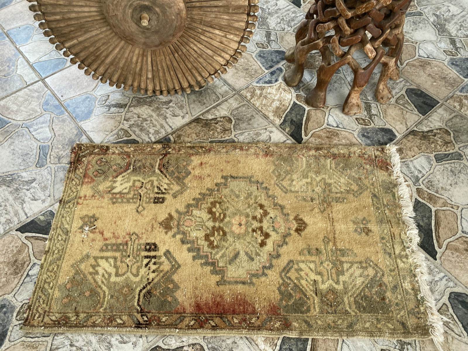 Vintage 1980s Turkish Rug - Tribal Oushak Hand-Knotted Small Carpet - 1.6x2.8 ft