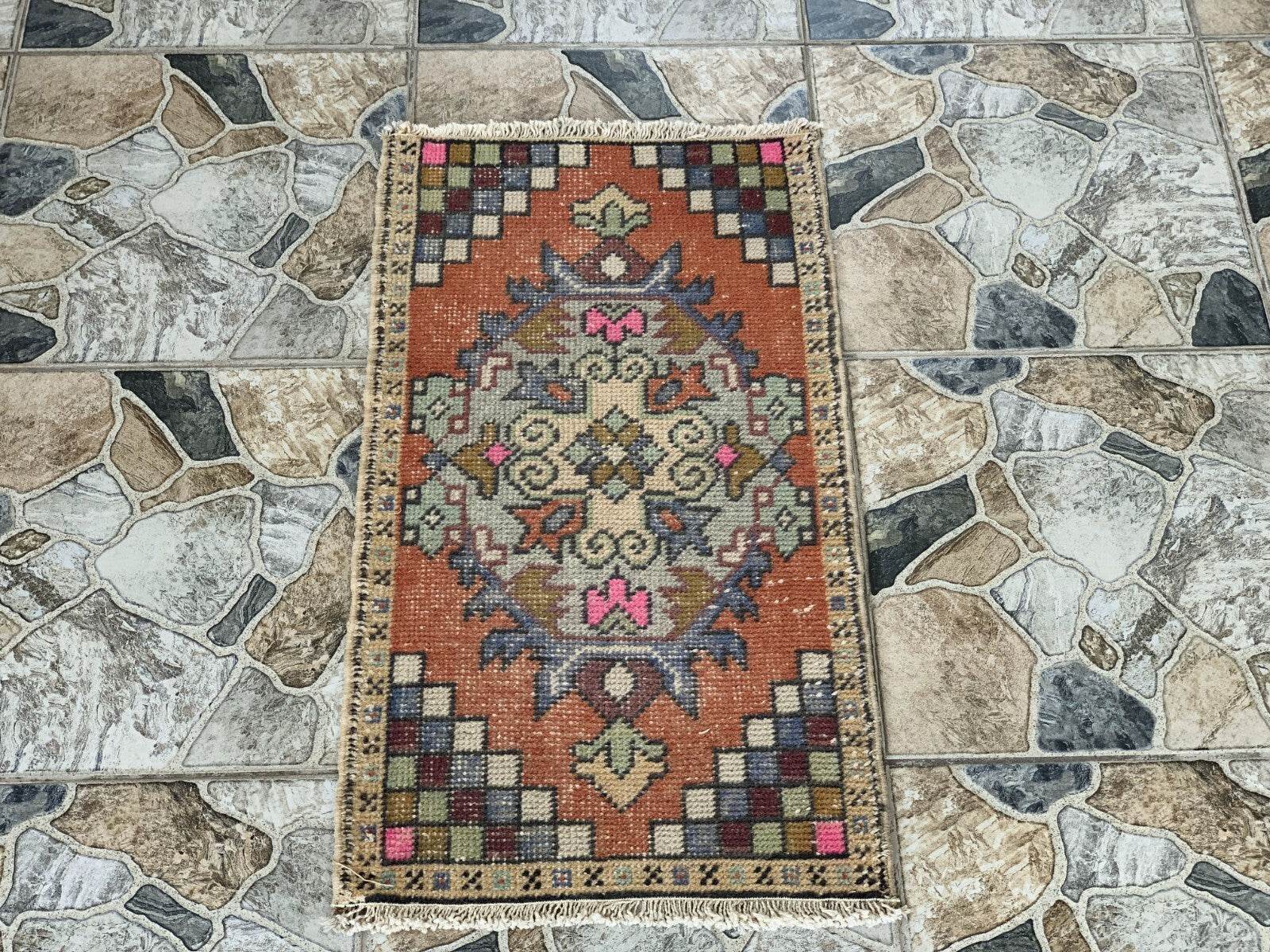 Geometric Turkish Vintage Rug * Tribal Farmhouse Anatolian HandmadeRug 1.6x2.8Ft