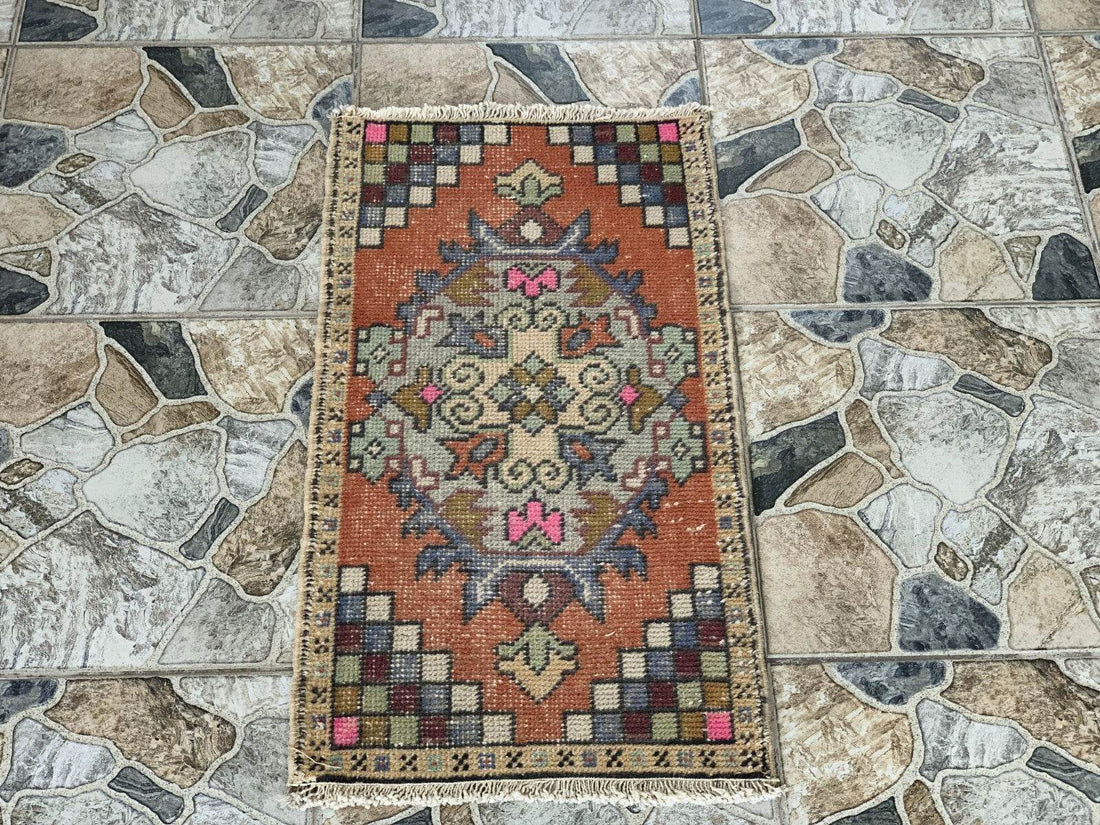 Geometric Turkish Vintage Rug * Tribal Farmhouse Anatolian HandmadeRug 1.6x2.8Ft