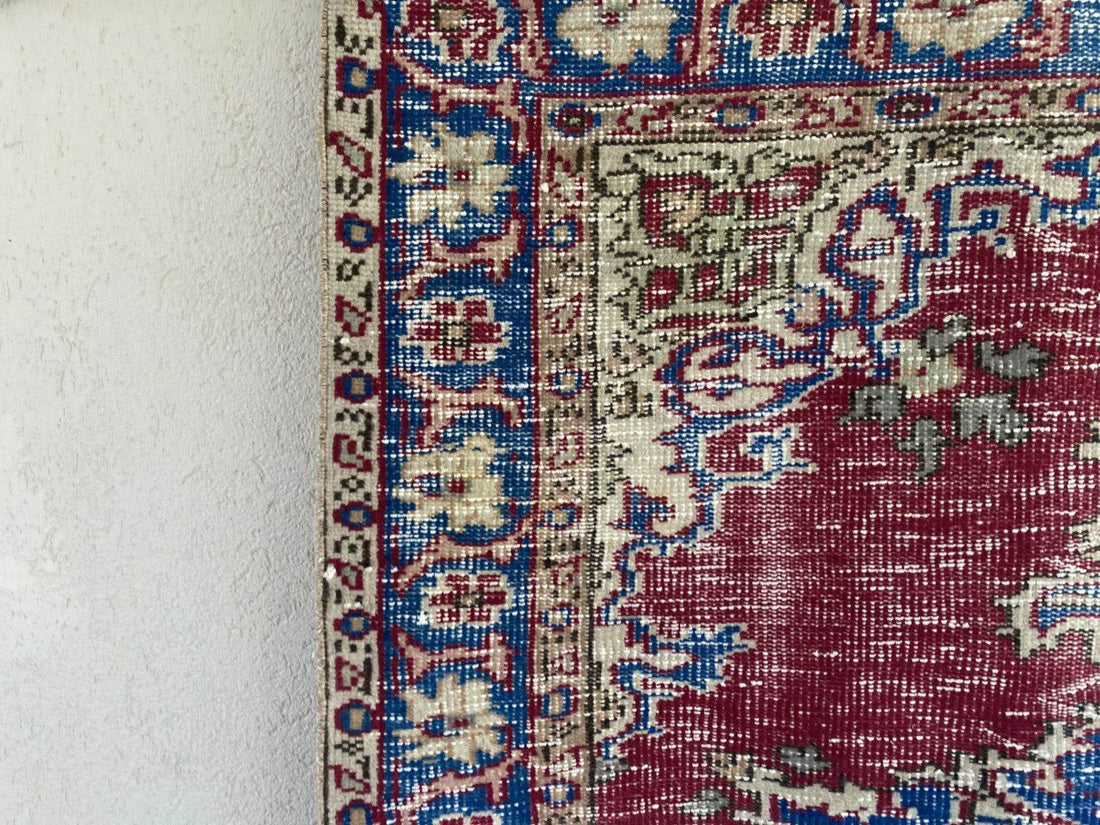 Pre 1970’s ANTIQUE ANATOLIAN FARMHOUSE RUG - GEOMETRIC TRIBAL TURKISH VINTAGE