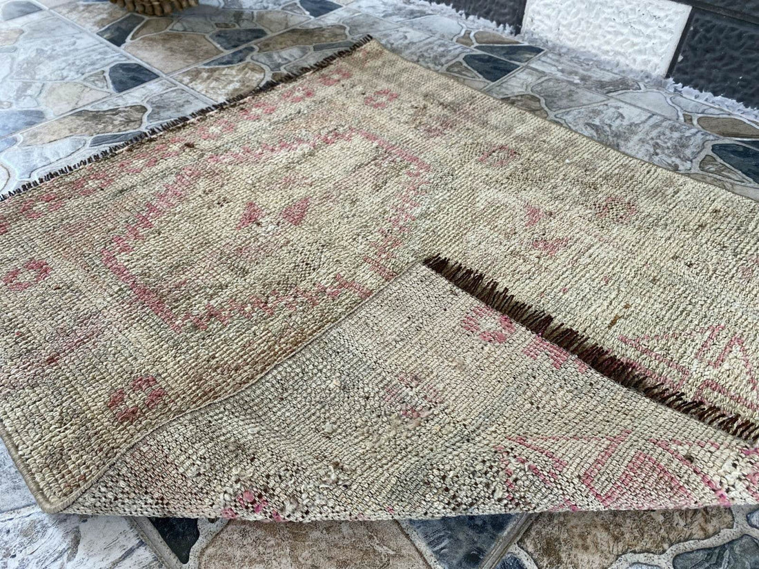 Vintage Turkish Rug 2.7 x 3 ft Hand-Knotted Wool Runner – Tribal Geometric Rug