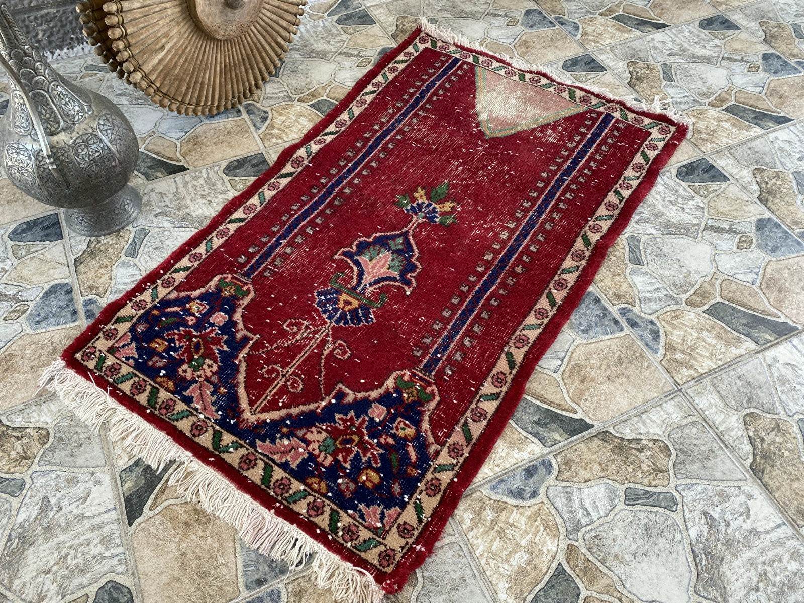 Pre 1980’s ANTIQUE ANATOLIAN FARMHOUSE RUG - GEOMETRIC PRAYER TURKISH VINTAGE