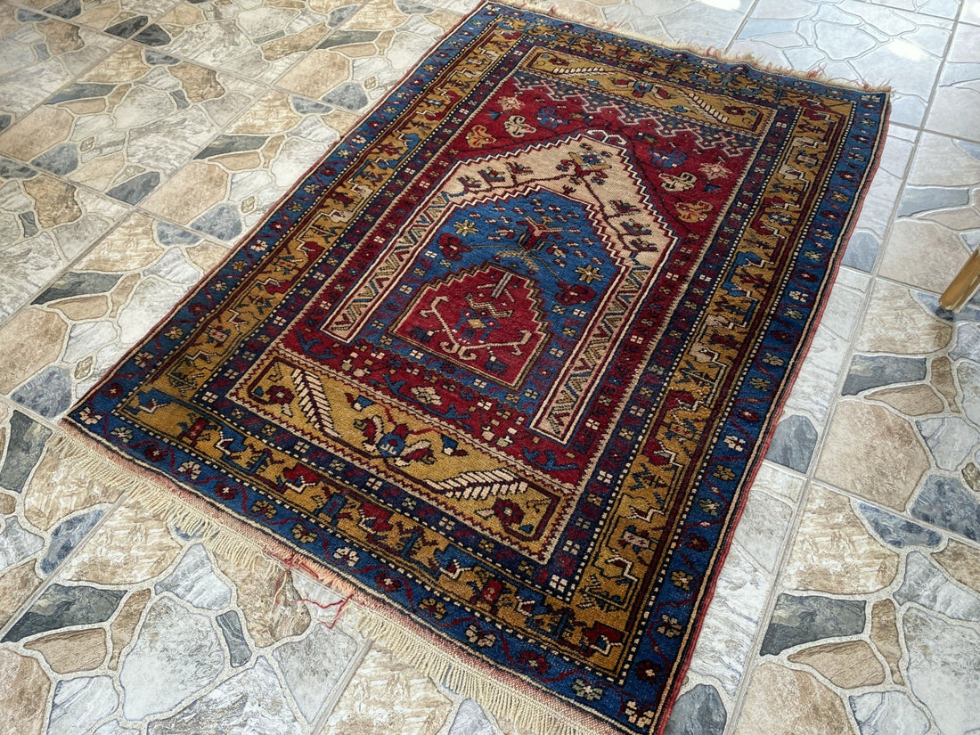 Vintage Hand-Knotted Turkish Area Rug | 3.4 x 4.7 ft | Classic Red Medallion Rug