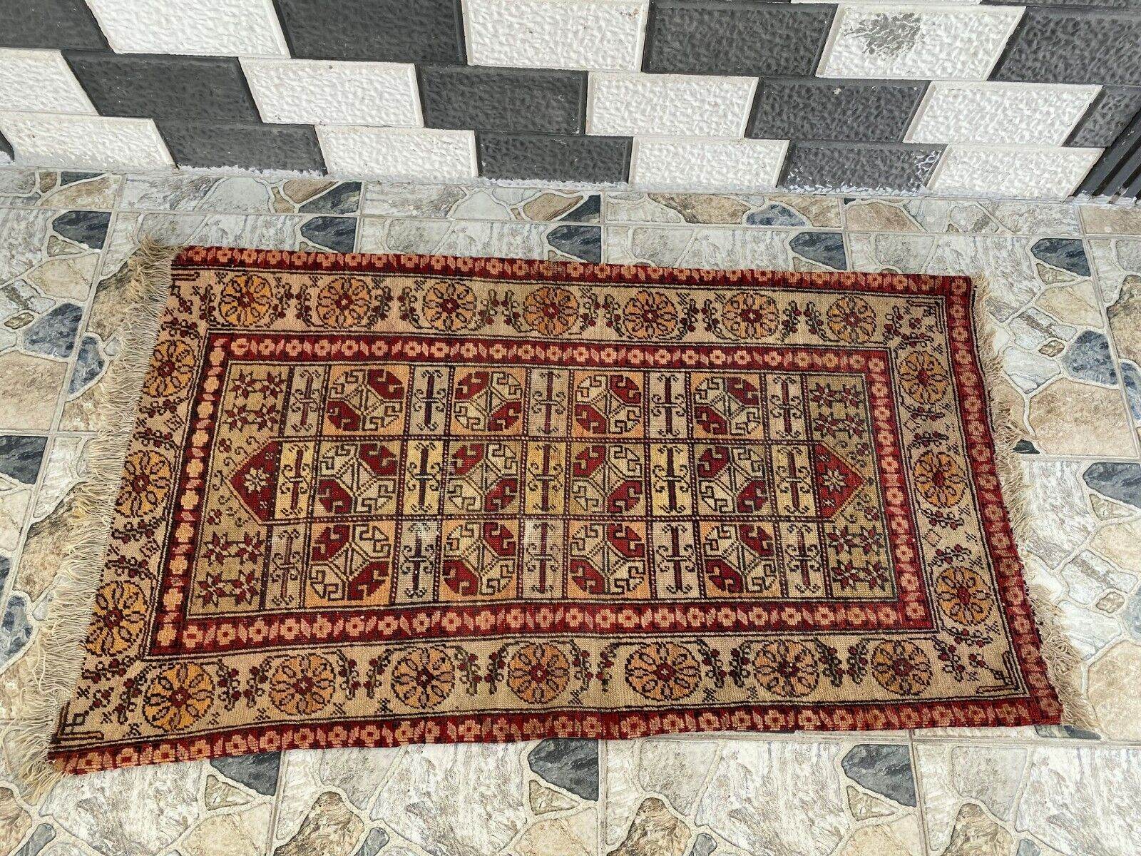 Pre 1920’s ANTIQUE ARMENIAN AREA RUG GEOMETRIC TRIBAL FARMHOUSE VINTAGE CARPET