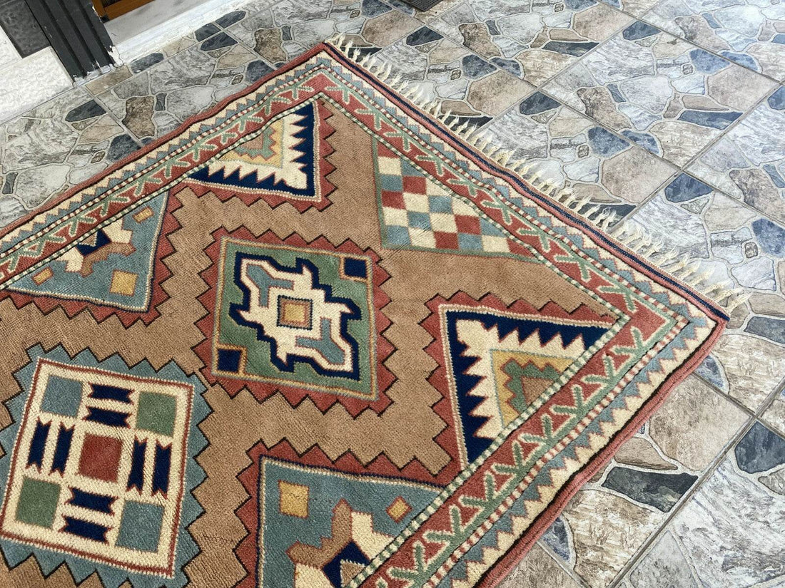 Vintage Kurdish Wool Rug - Handmade Bohemian Turkish Farmhouse Area Rug 4x7 ft