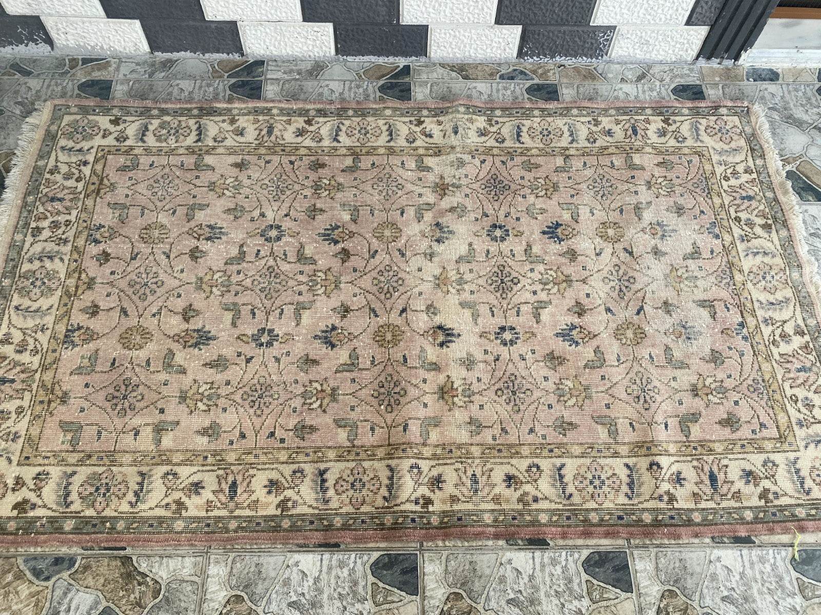 Turkish Vintage Rug | Antique Farmhouse Tribal Handmade Wool Carpet 4.1x6.9 ft