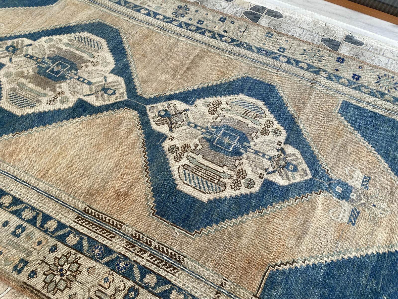 Vintage Turkish Rug | Farmhouse Handmade Wool Farmhouse Carpet Antique 5x11 ft