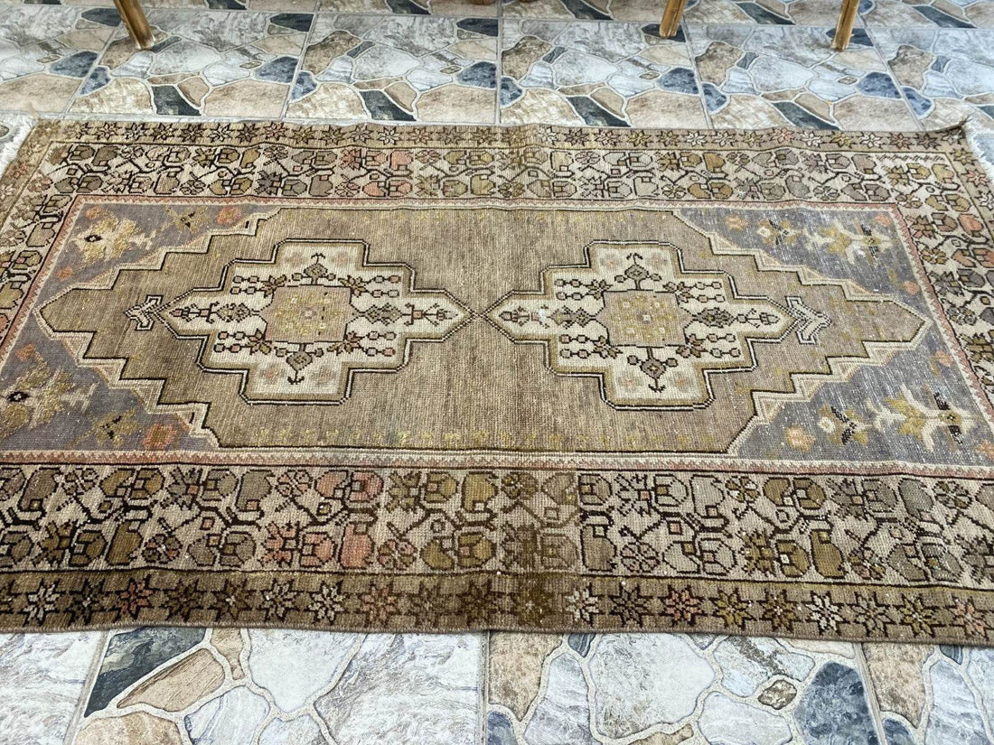 Vintage Turkish Wool Rug Hand-Knotted Antique Geometric Oushak Tribal Area 3x6