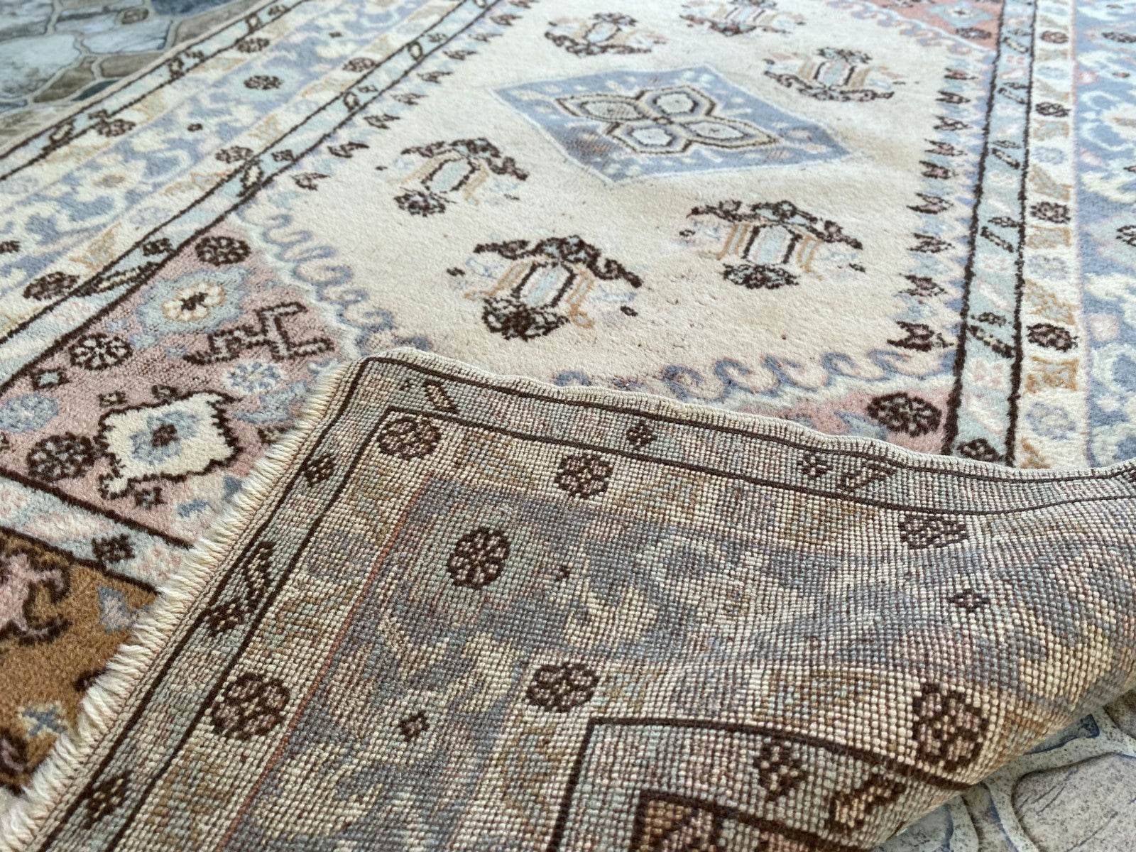 Vintage Kula Area Rug | 3.4 x 6.0 ft Hand-Knotted Wool Antique Farmhouse Carpet