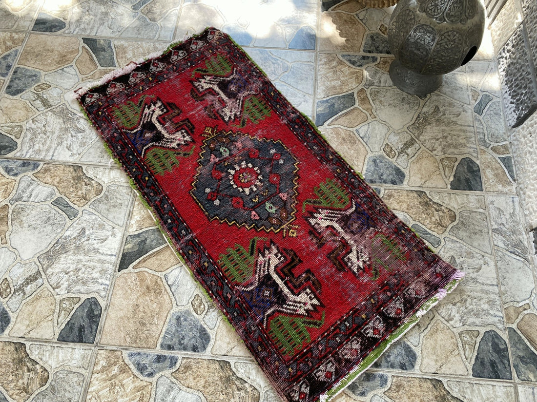 Vintage Turkish Small Rug | 1.6 x 3.3 ft Hand-Knotted Wool | Red Geometric Mat