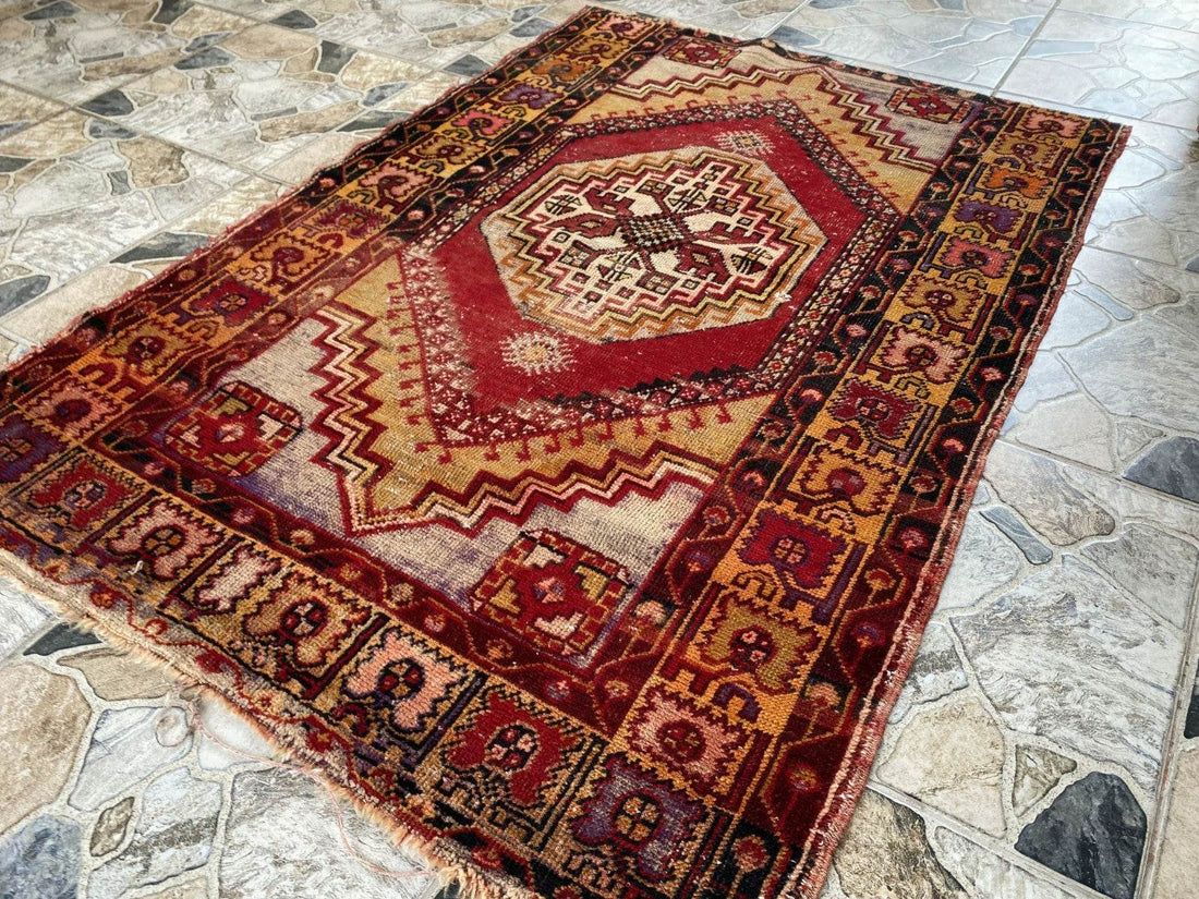 Vintage Hand-Knotted Turkish Anatolian Rug | 3.4 x 4.9 ft | Wool Area Carpet