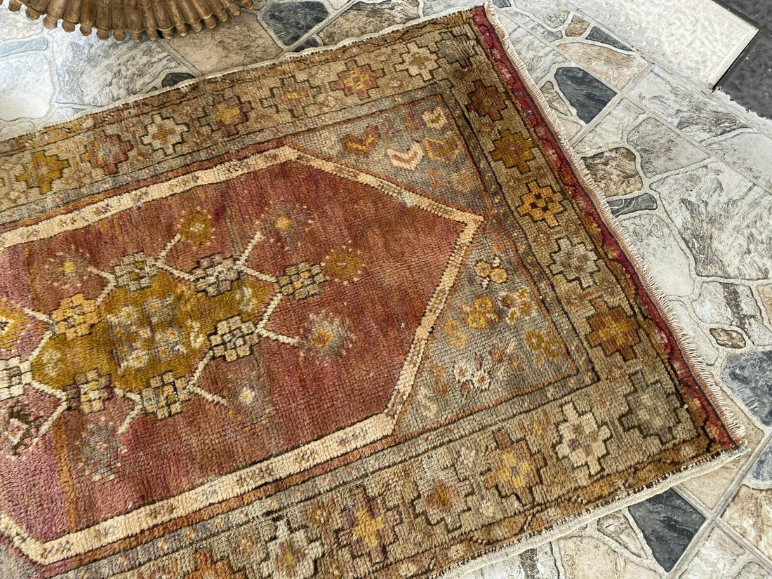 Vintage Turkish Anatolian Rug | 2.6 x 4 ft | Hand-Knotted Wool Rustic Farmhouse
